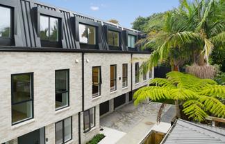 35D Lynden Avenue, Hillcrest