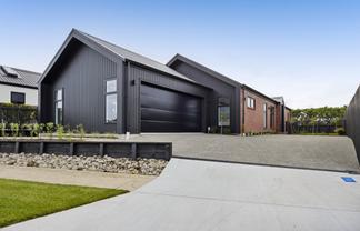 15 Papawhero Drive, Bell Block