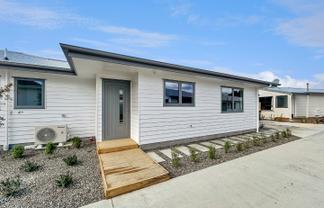 422A Tremaine Avenue, Takaro