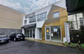 Premium Retail with Dual Entry - Newmarket