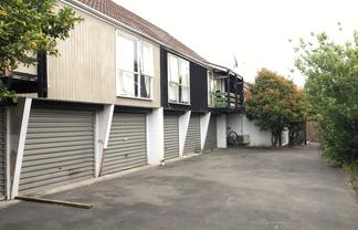 4/17 Stoneyhurst Street, Merivale