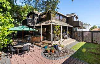 876B Dominion Road, Mount Eden