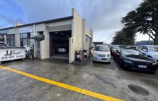 Bite-sized Wiri industrial – for lease