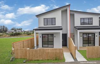 9 & 11 Kapeta Lane, Karaka