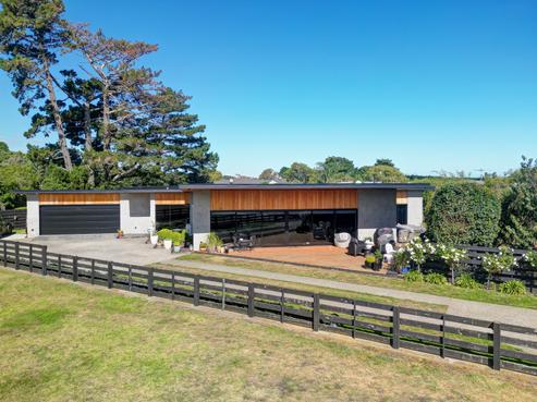 101 Fox Road, Springvale