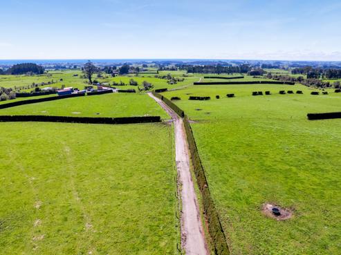 539 Kent Road, Korito