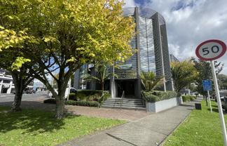 Turnkey Workspace | Premium Fitout & 18 Parks