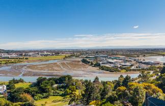 10 Hobday Lane, Mount Pleasant