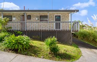 2/42 Kempthorne Crescent, Mission Bay