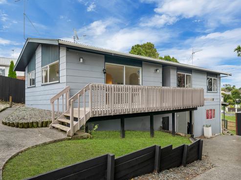 14 Beauchamp Drive, Massey