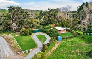 42 Ford Road, Paparoa
