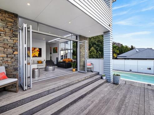 56 Little John Drive, Bellevue