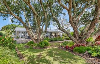 22 Karoro Road, One Tree Point