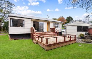 4/60 Eskdale Road, Birkdale