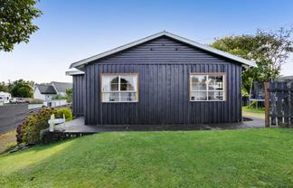 9 Standish Street, Midhirst