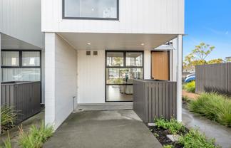 7 Huakaroro Road, Mount Roskill