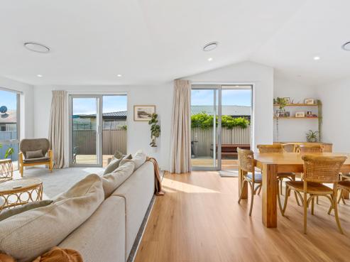 8 Stables Lane, Mosgiel