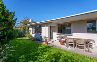 2/54B Dallington Terrace, Dallington