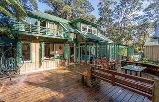 6 Cochran Road, Oratia