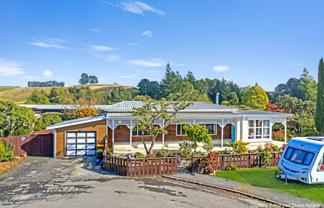6 Martin Close, Karitane