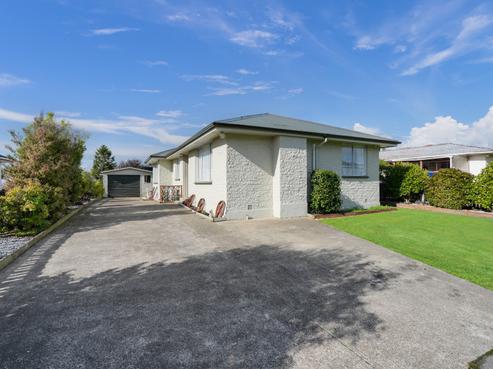 57 Lauder Crescent, Heidelberg