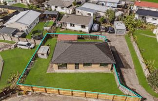 1/25 Kennington Drive, Clendon Park