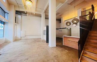 SPACIOUS RETAIL PREMISES ON ANZAC AVENUE
