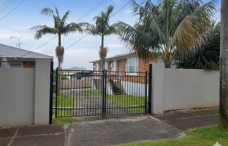 2/51 Grey Street, Onehunga