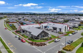Multi-tenanted suburban retail complex