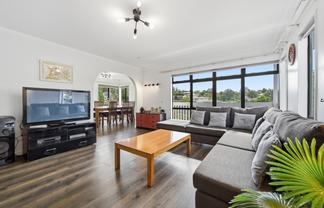 128 Aranui Road, Mount Wellington
