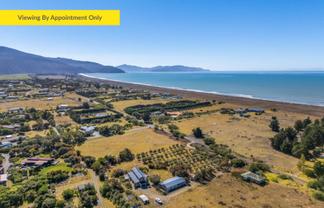 10 Bay End, Rarangi