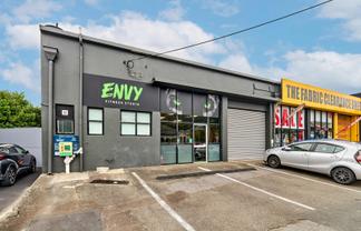Prime Petone showroom & warehouse