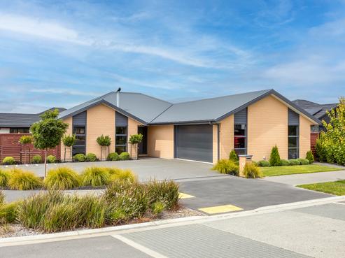 82 Lady Isaac Drive, Rolleston
