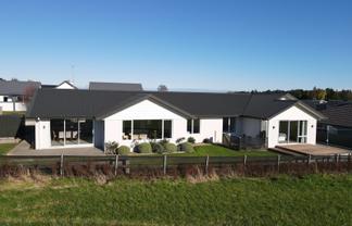 28 Northview Avenue, Winton
