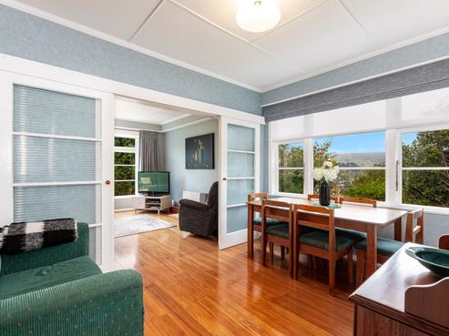 1 Tui Terrace, Tawa