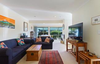 25/17 Redwood Close, Paraparaumu