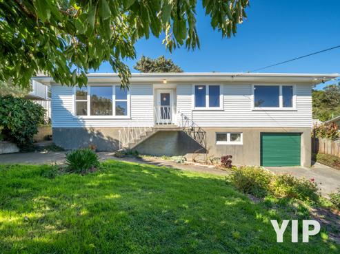 10 Omega Street, Newlands