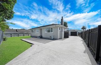15A Halsey Road, Manurewa