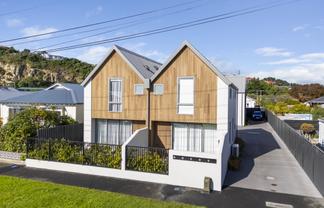 58B, C & D Botha Street, Tainui