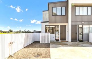 13 Stroom Street, Flat Bush