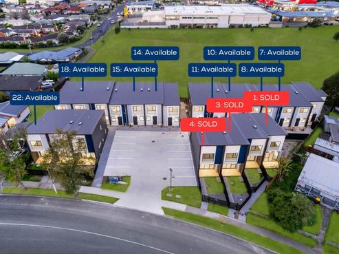 18/17 Barneys Farm Road, Clendon Park