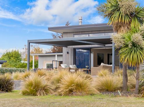 12 Flora Dora Parade, Lake Hawea