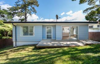 2/8 Thistledew Place, Bayview