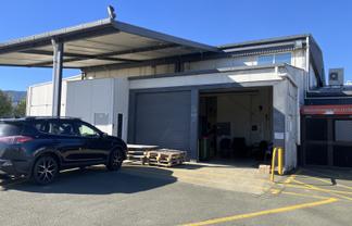 Multi - Use warehouse