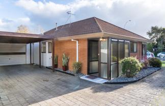82A Edgecumbe Road, Tauranga