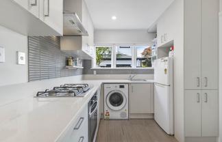 2/20 Hutchinsons Road, Bucklands Beach