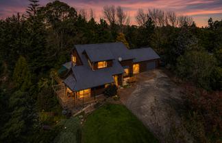 62 Shakespeare Road, Bastia Hill
