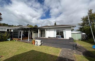 32 Weatherly Road, Torbay