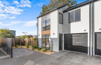 10/130 Holly Road, Saint Albans