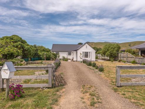 113 Poranui Beach Road, Little River